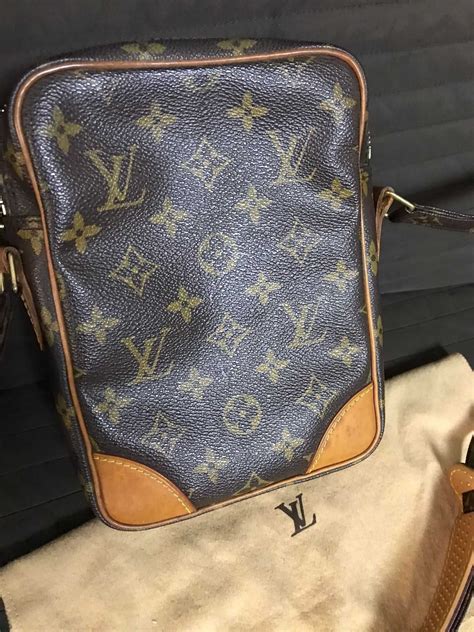 geanta louis vuitton original.